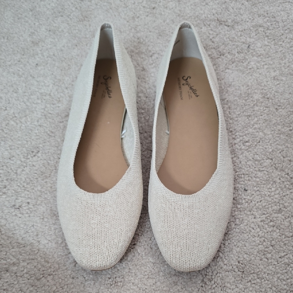 Seychelles Women's Elegant Cream Loafers - Size 8